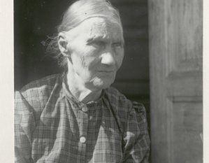 Vanhoja valokuvia ja asioita. # Katso myös alempana olevaa talolinkkiä.